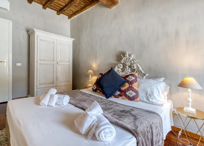 Apartment Exclusive 3br With View Over Campo De Fiori Irex Rome