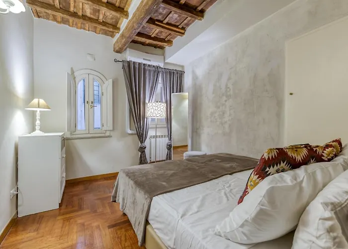 Exclusive 3br With View Over Campo De Fiori Irex
