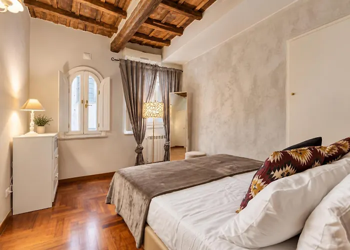 דירה Exclusive 3br With View Over Campo De Fiori Irex